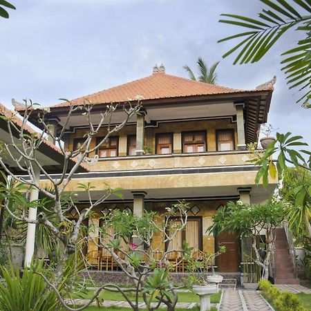 Arya Inn Enny Salon And Spa นูซาเลมโบงัน ภายนอก รูปภาพ