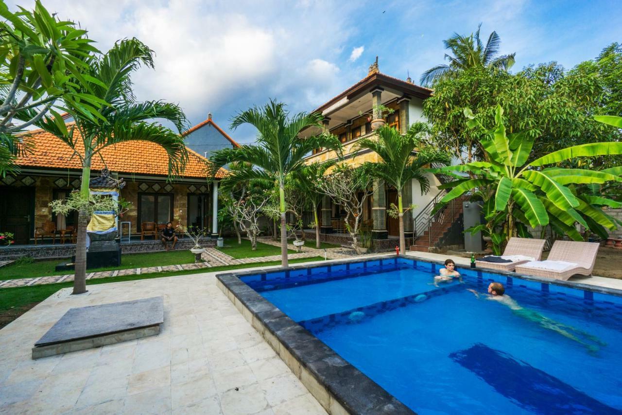 Arya Inn Enny Salon And Spa นูซาเลมโบงัน ภายนอก รูปภาพ